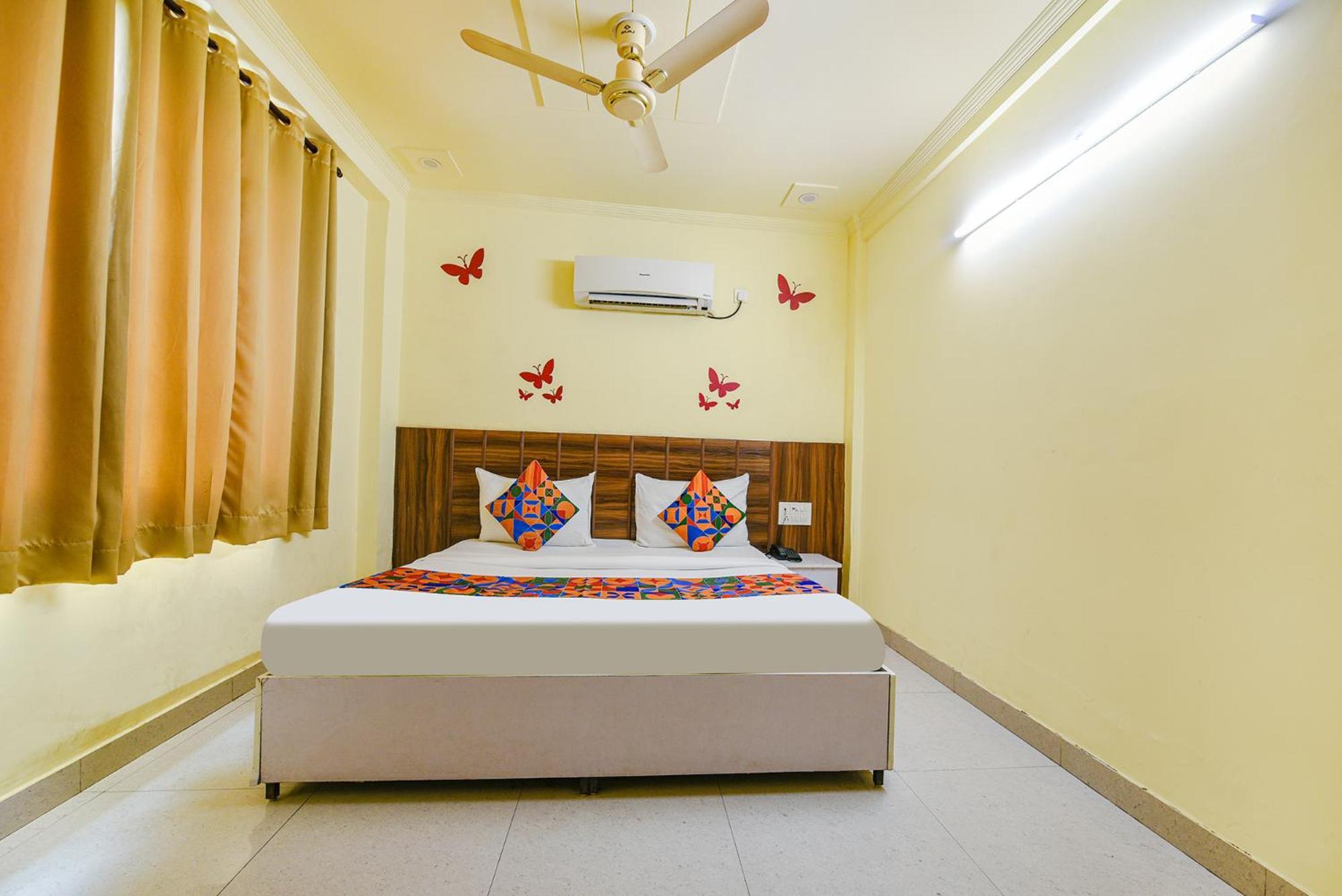 Fabhotel Ishtara Auberge - Nr Yashobhoomi Convention Centre New Delhi Extérieur photo