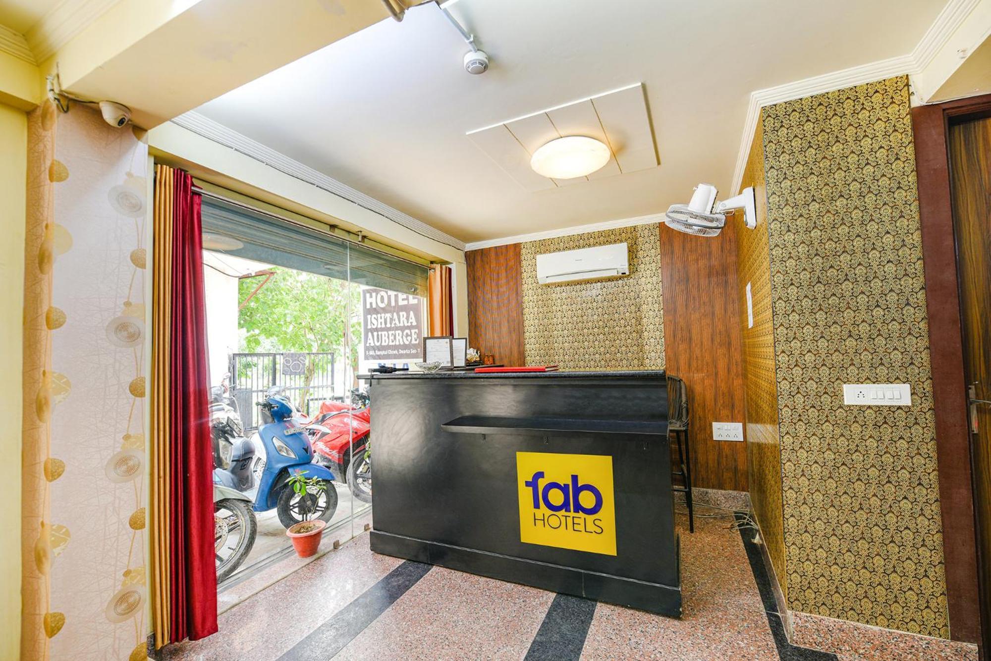 Fabhotel Ishtara Auberge - Nr Yashobhoomi Convention Centre New Delhi Extérieur photo